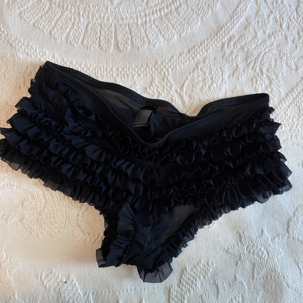 Coquette French vibes Black Ruffled Panties